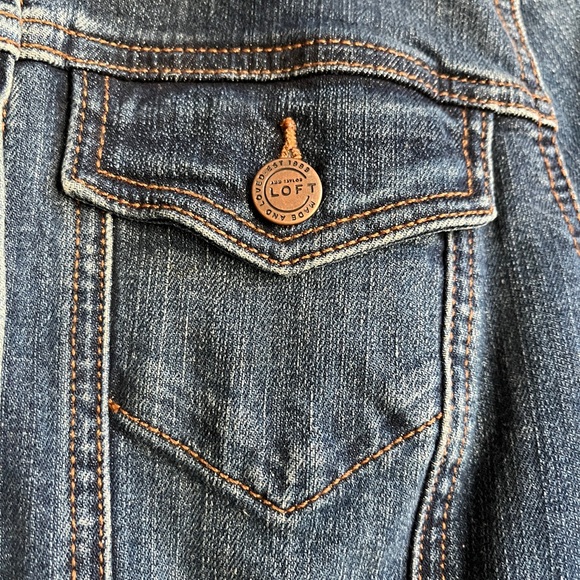 LOFT Jean Jacket Size Small - Picture 4 of 9